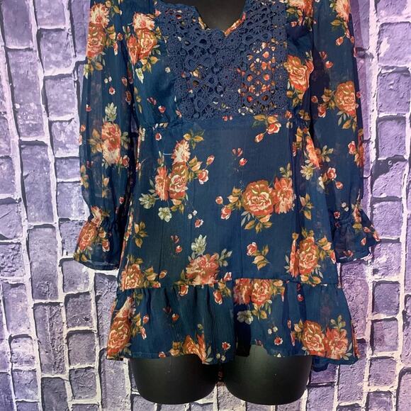 💋Bundle 4 items for $20. Add items💋 to a bundle. Items with 💋are eligible - Picture 10 of 16